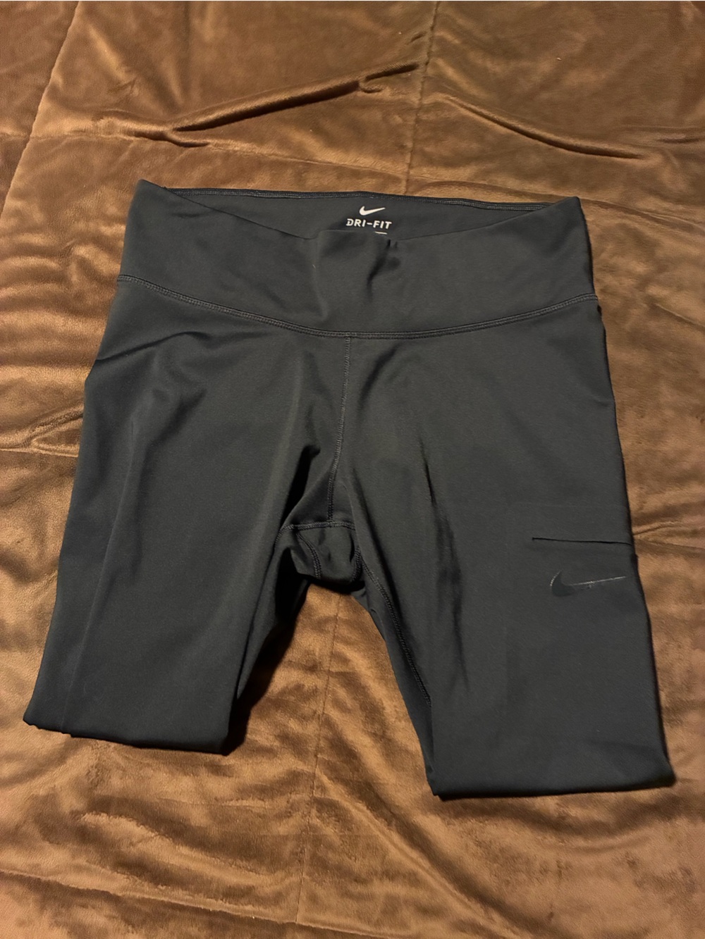 Nike Black Dri-FIT Performance size large leggings, comfortable for workouts